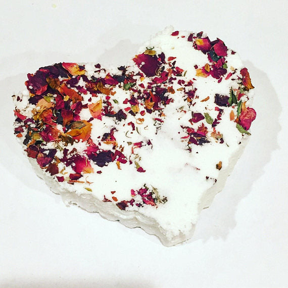 Rose heart bath bomb / organic bath bomb / - Govis Bloom